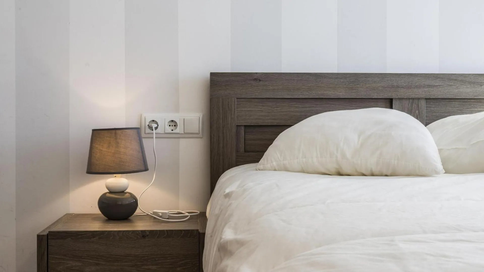 아파트 Apartamento A 30M De La Playa De Riells, Para 4 Personas, Con Terraza Y Parking. - Es-325-14 톨로엘라데몽트그리 스페인