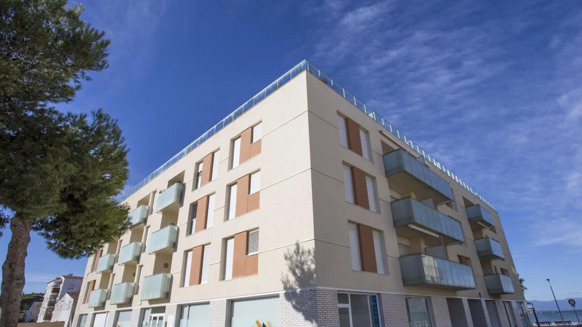 Apartamento A 30M De La Playa De Riells, Para 4 Personas, Con Terraza Y Parking. - Es-325-14 톨로엘라데몽트그리 0*,
